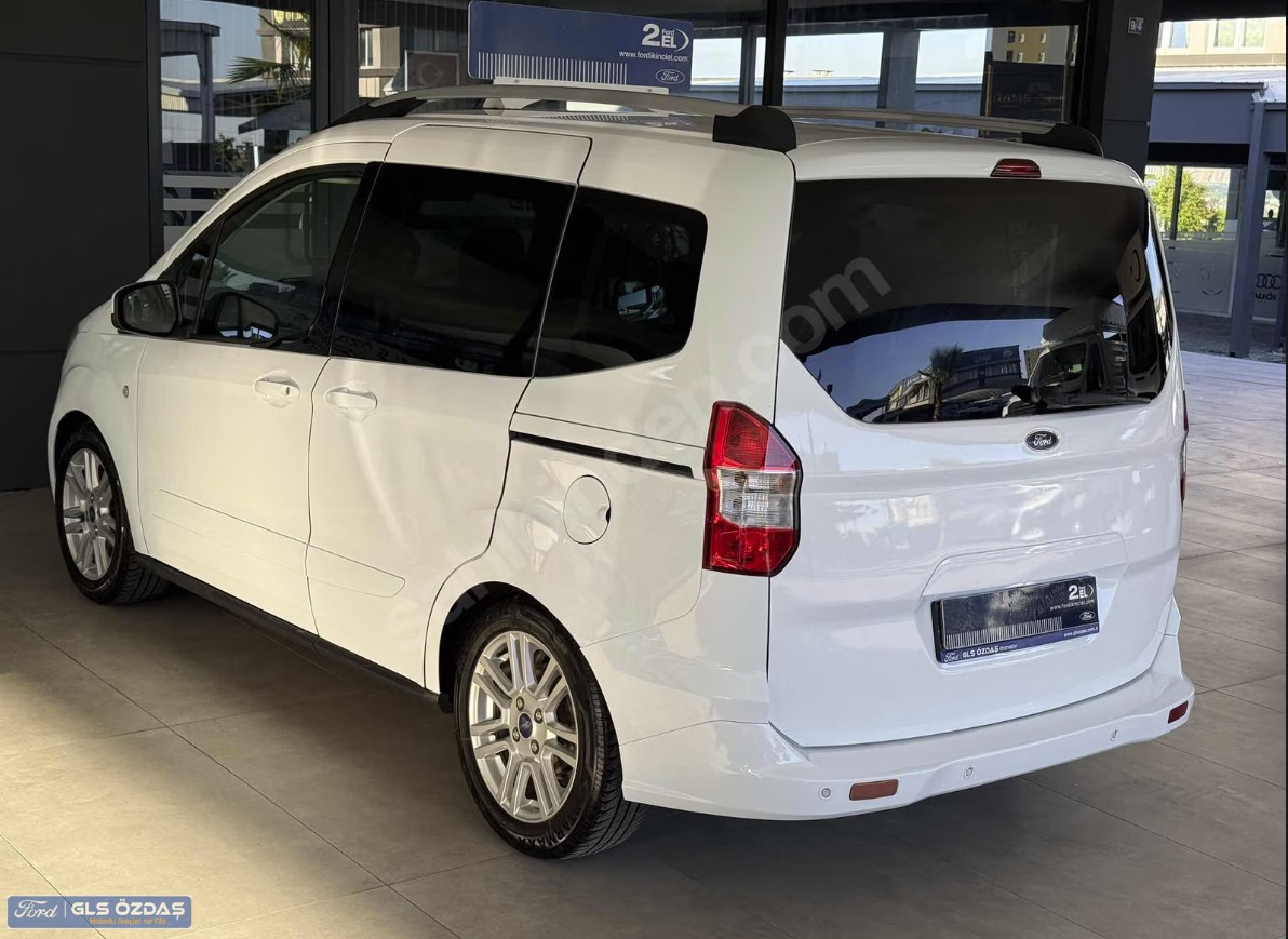 FORD TOURNEO COURİER 1.6 TİTANİUM PLUS 2015 MODEL